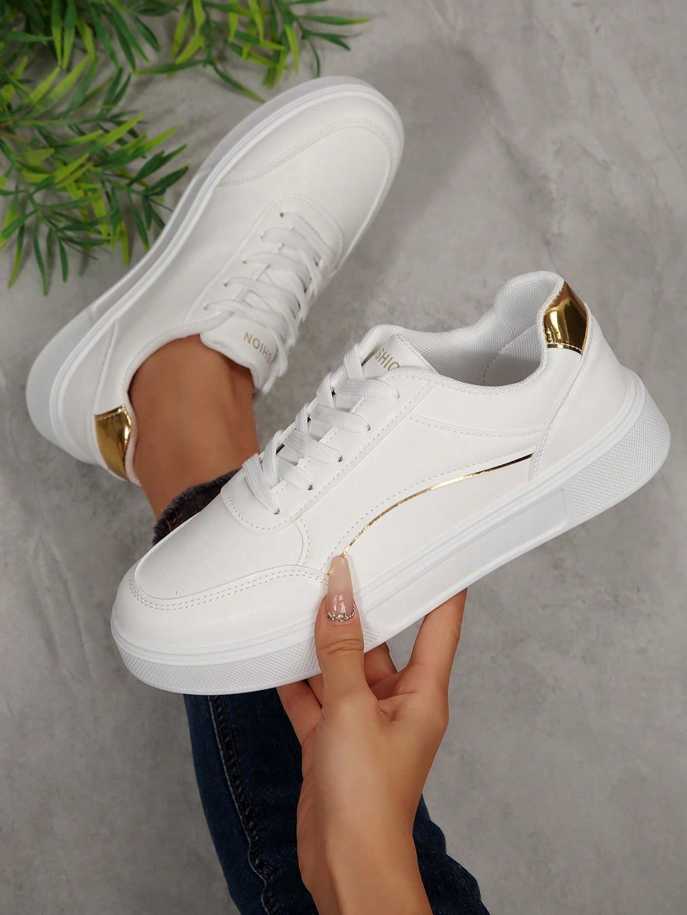 Baskets décontractées blanches - Running Gear Shoes avis et prix